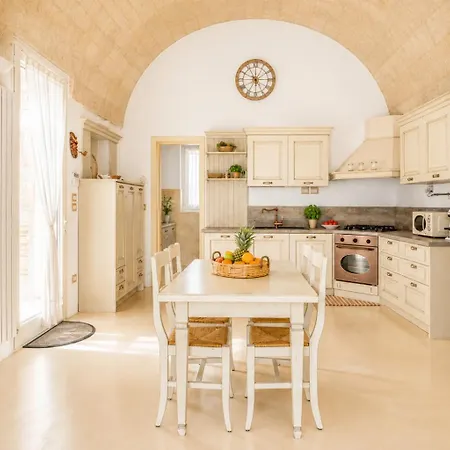 Carla - Apulian W Pool, Jacuzzi, Ac Villa *