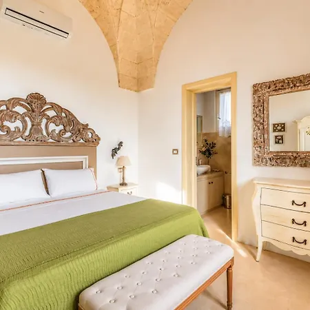 Carla - Apulian W Pool, Jacuzzi, Ac