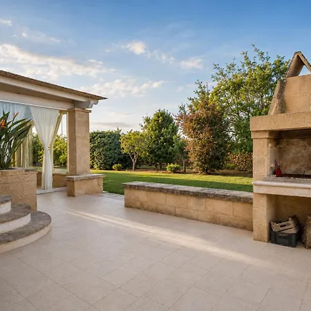 Willa Carla - Apulian W Pool, Jacuzzi, Ac