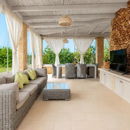 Carla - Apulian W Pool, Jacuzzi, Ac Willa Alezio
